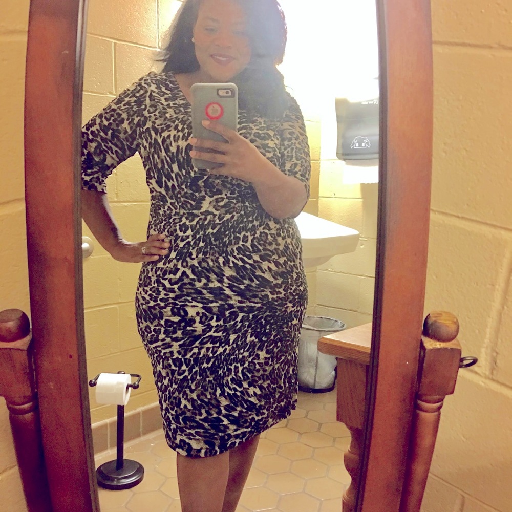 ♦️Jessica Howard Leopard Print Dress